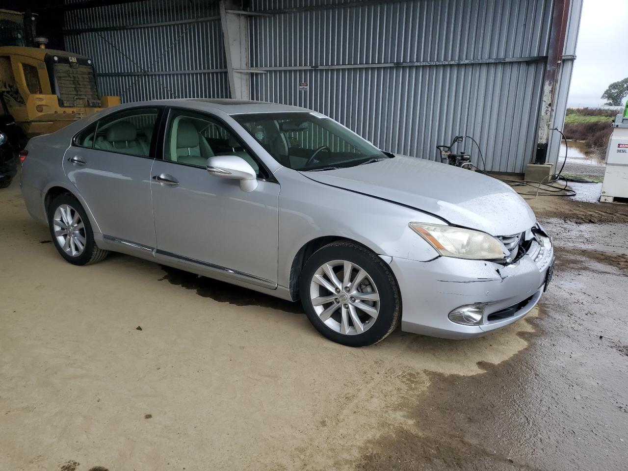 2012 Lexus ES - Image 4