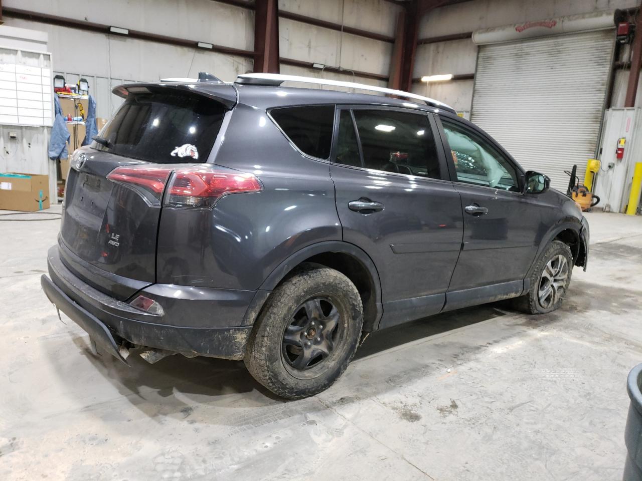 2016 Toyota RAV 4 - Image 3