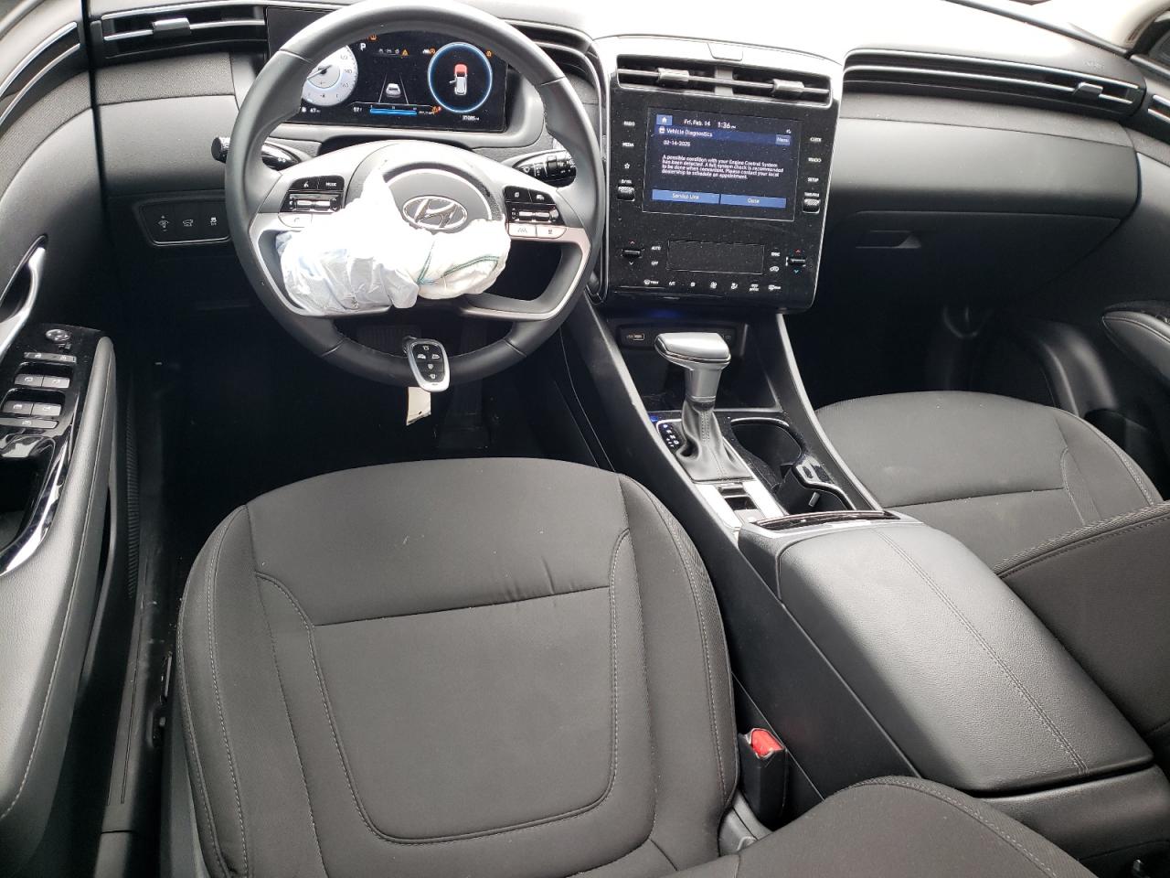 2022 Hyundai Tucson - Image 8