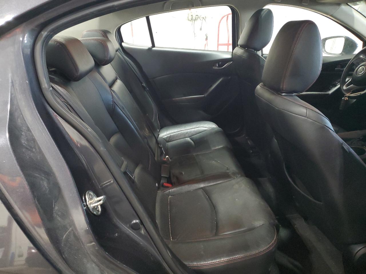 2016 Mazda 3 - Image 10