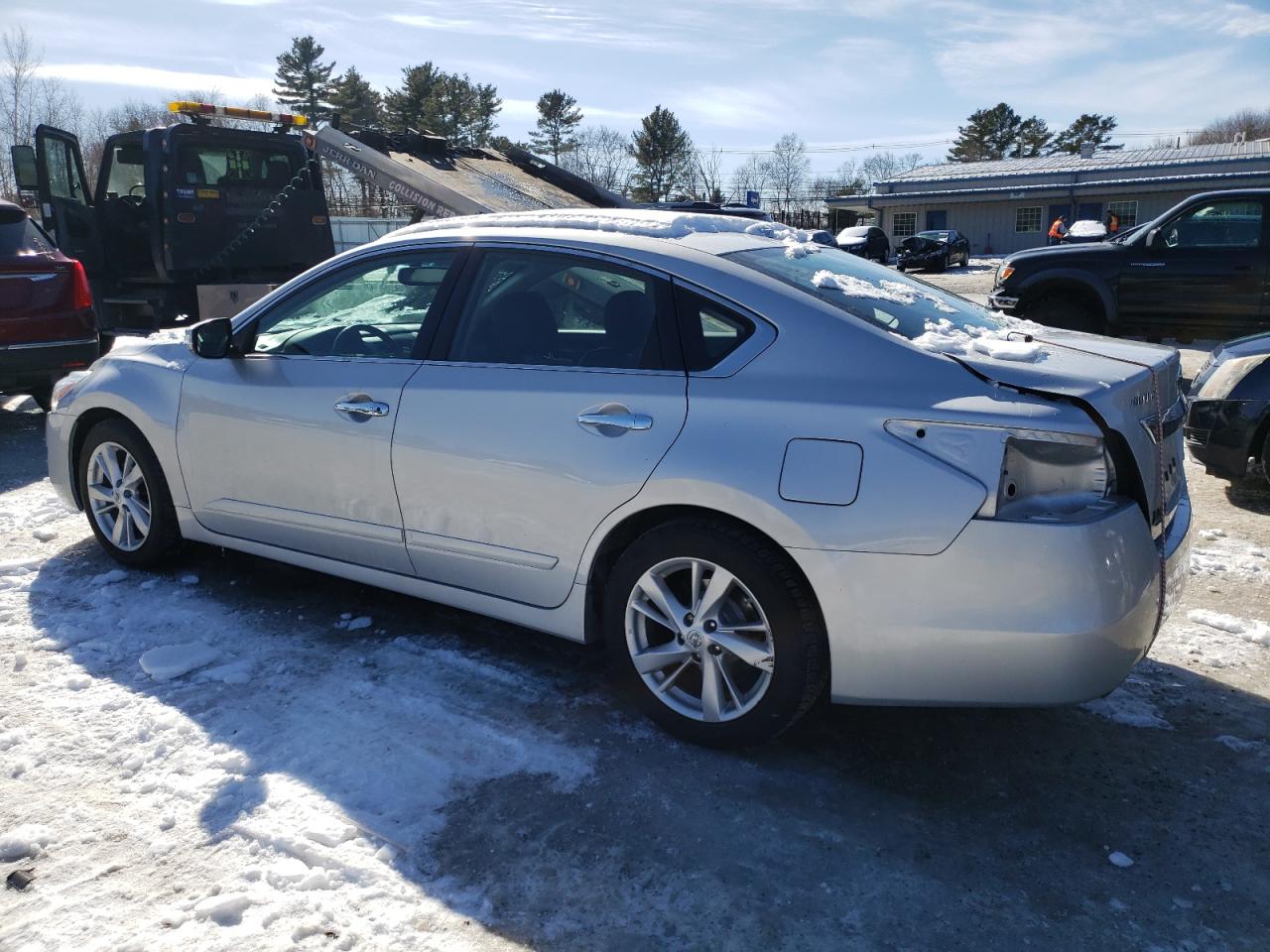 2014 Nissan Altima - Image 2