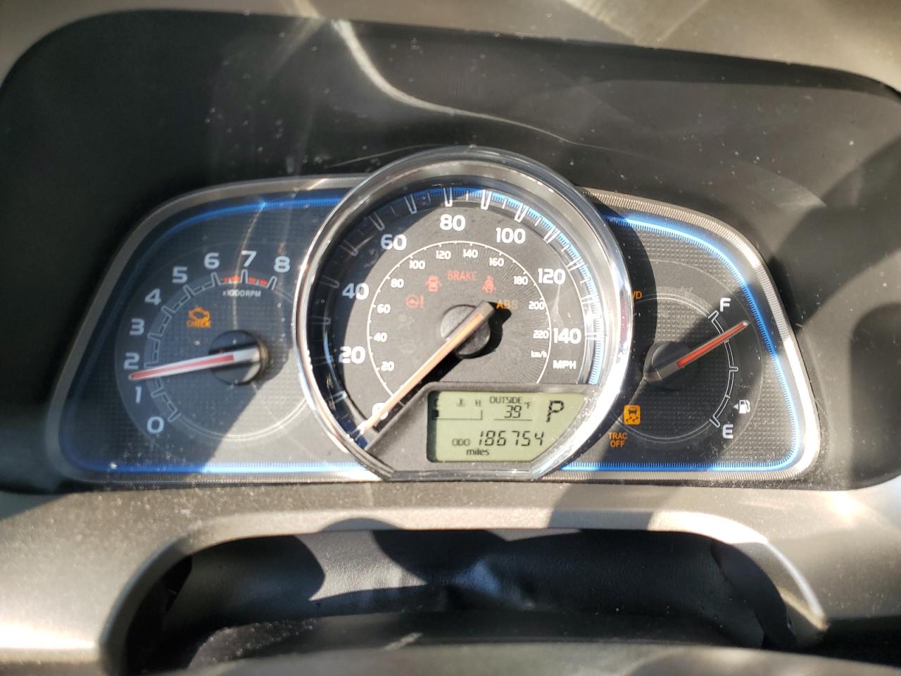 2015 Toyota RAV 4 - Image 9