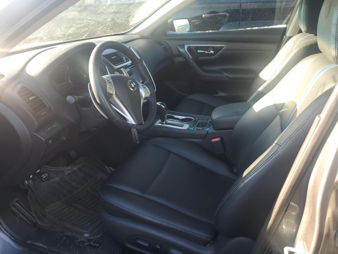 2018 Nissan Altima - Image 7