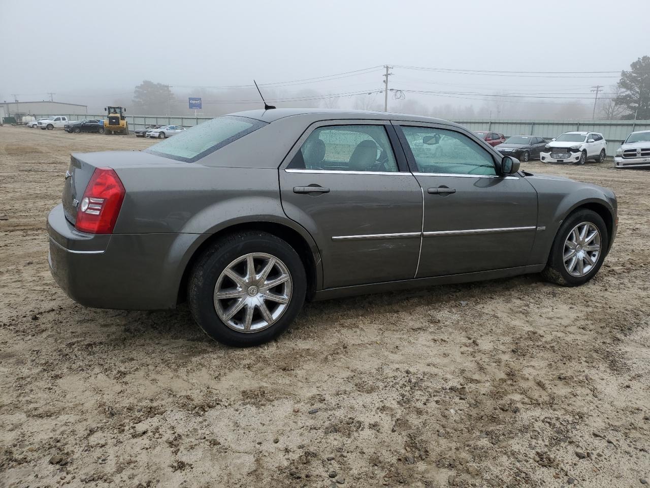 2008 Chrysler 300 - Image 3