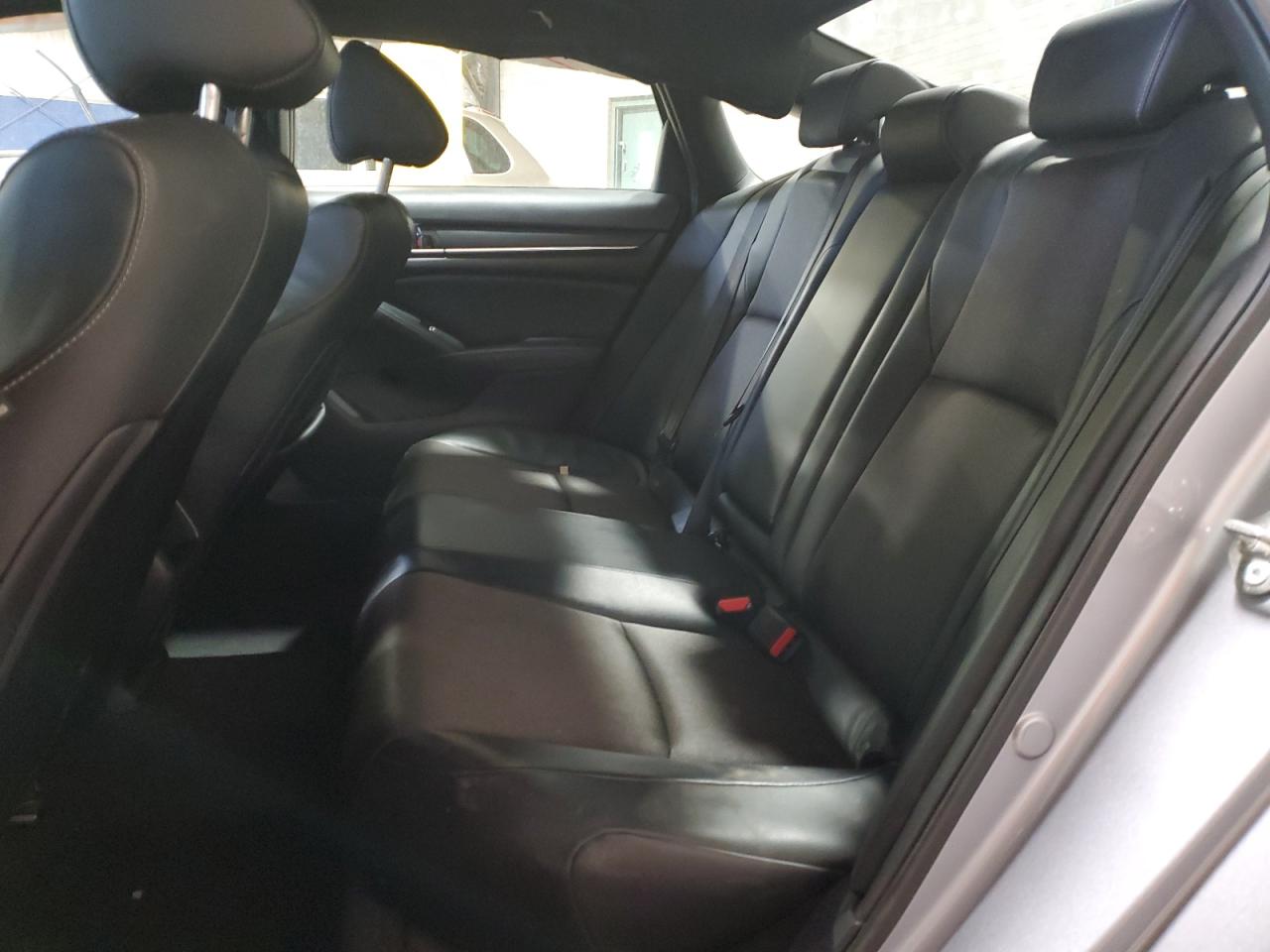 2018 Honda Accord - Image 10