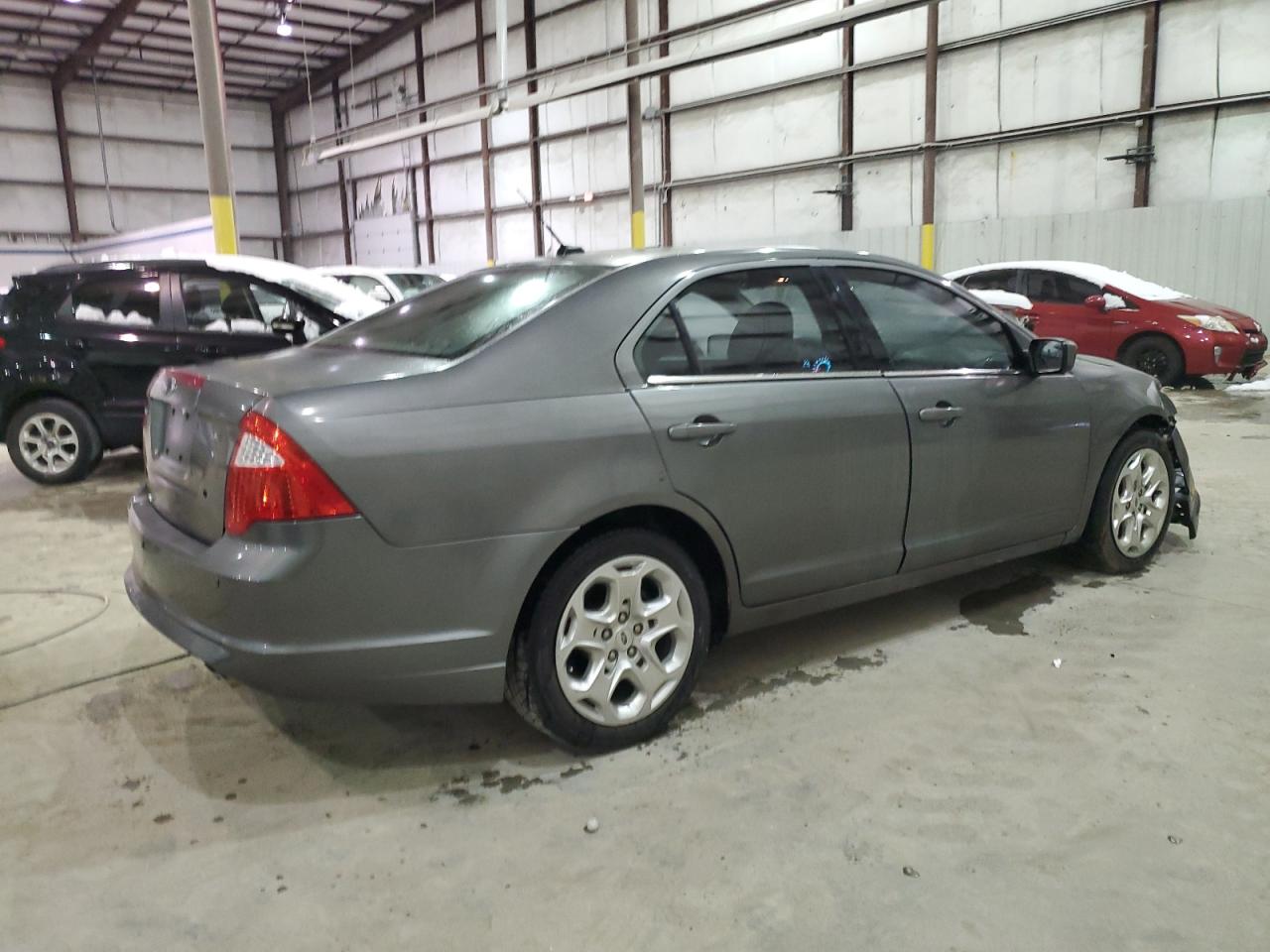 2010 Ford Fusion - Image 3