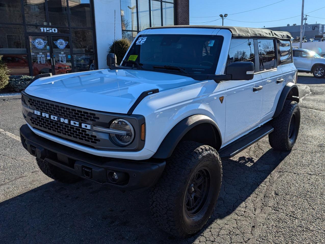 2022 Ford Bronco - Image 2