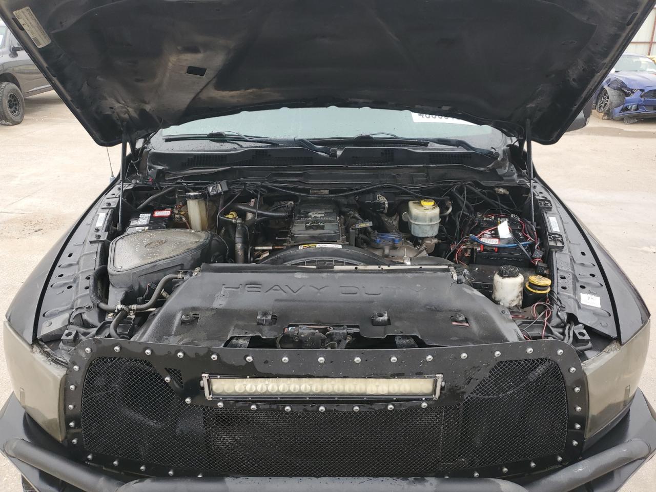 2014 RAM 3500 - Image 11