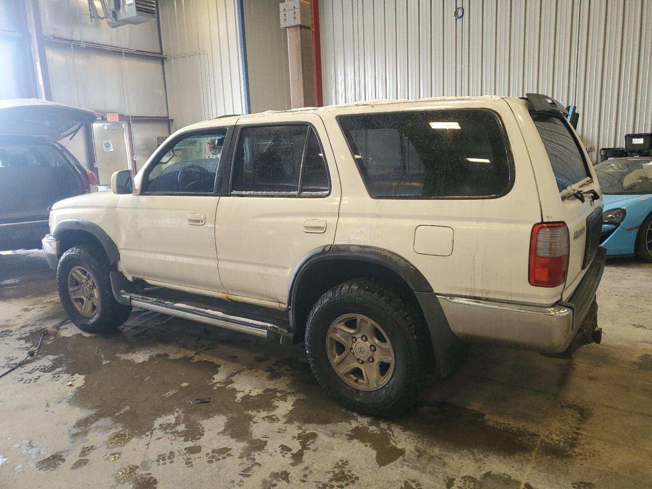 1999 Toyota 4Runner - Image 2
