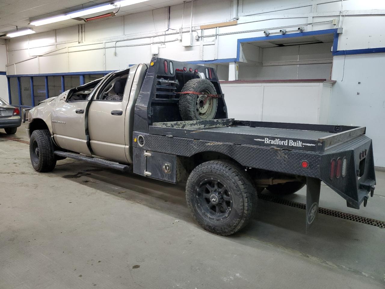 2004 Dodge RAM - Image 2