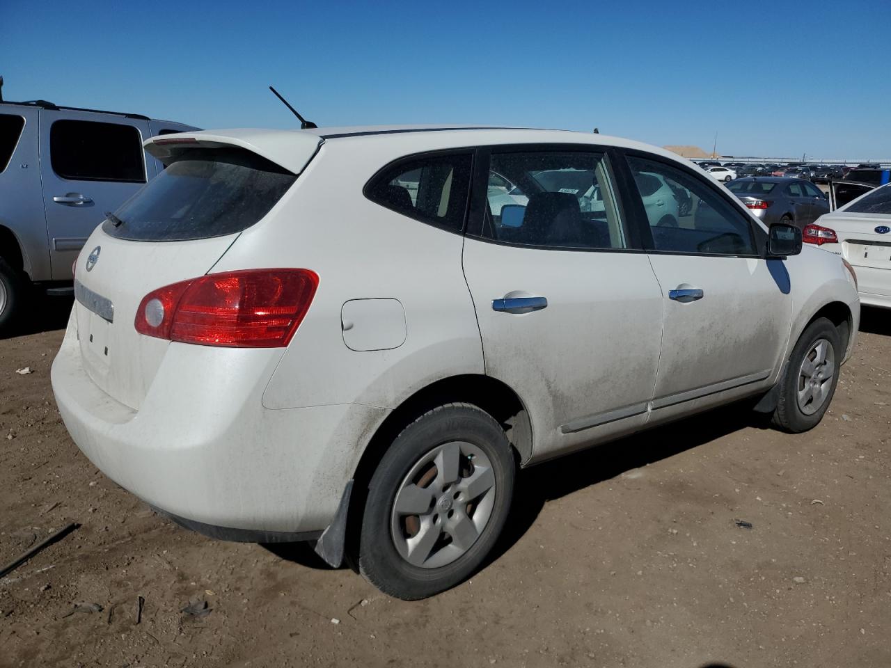 2011 Nissan Rogue - Image 3