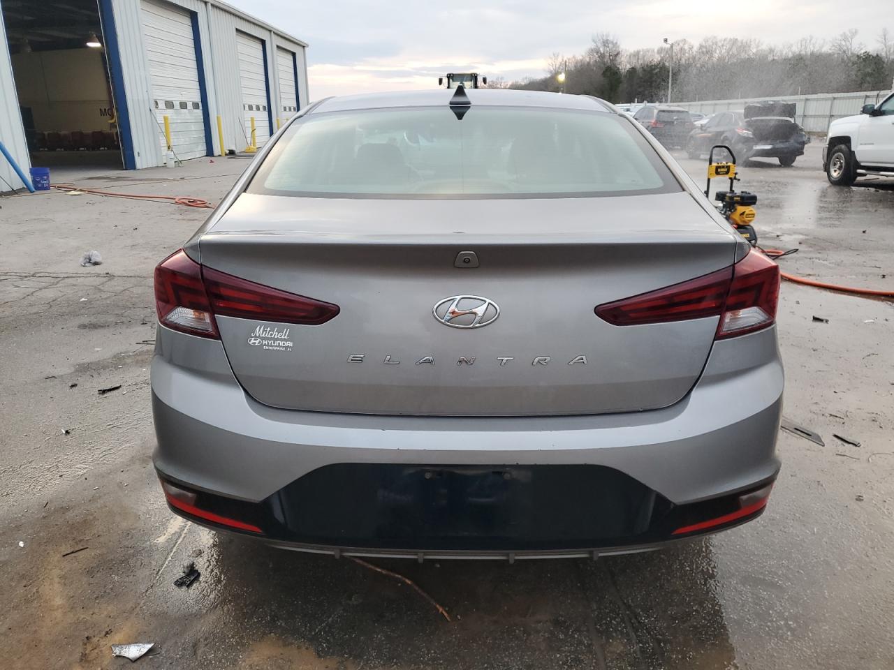 2020 Hyundai Elantra - Image 6