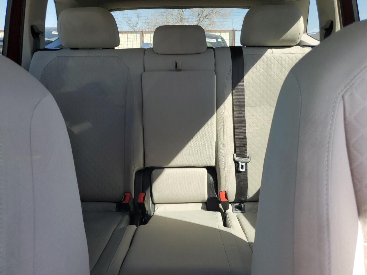 2019 Volkswagen Tiguan - Image 10