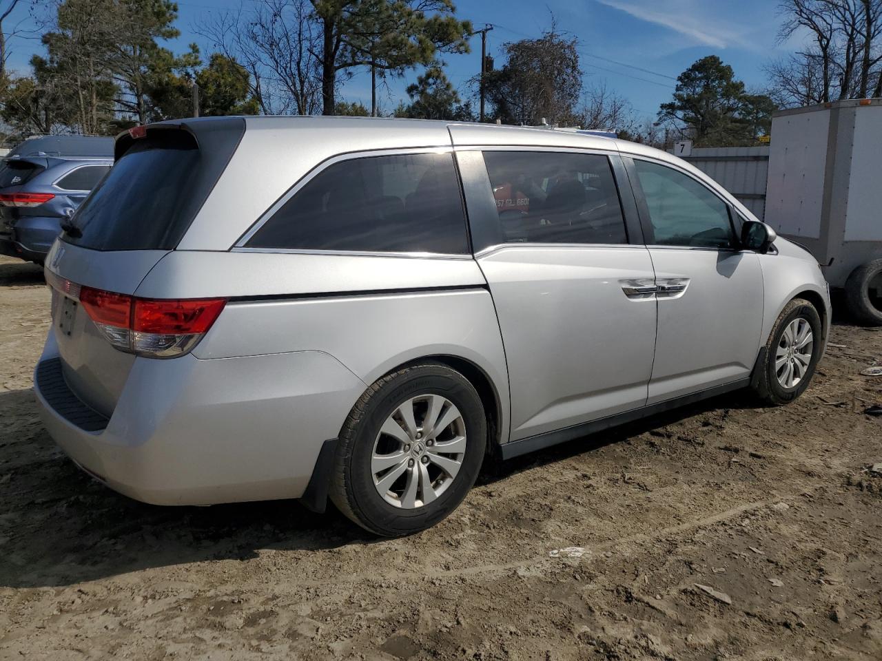 2014 Honda Odyssey - Image 3