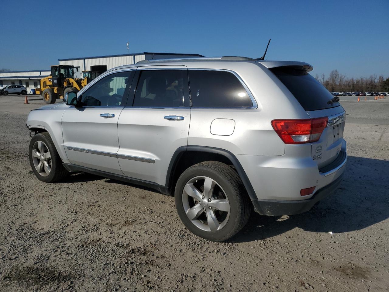 2012 Jeep Grand Cherokee - Image 2