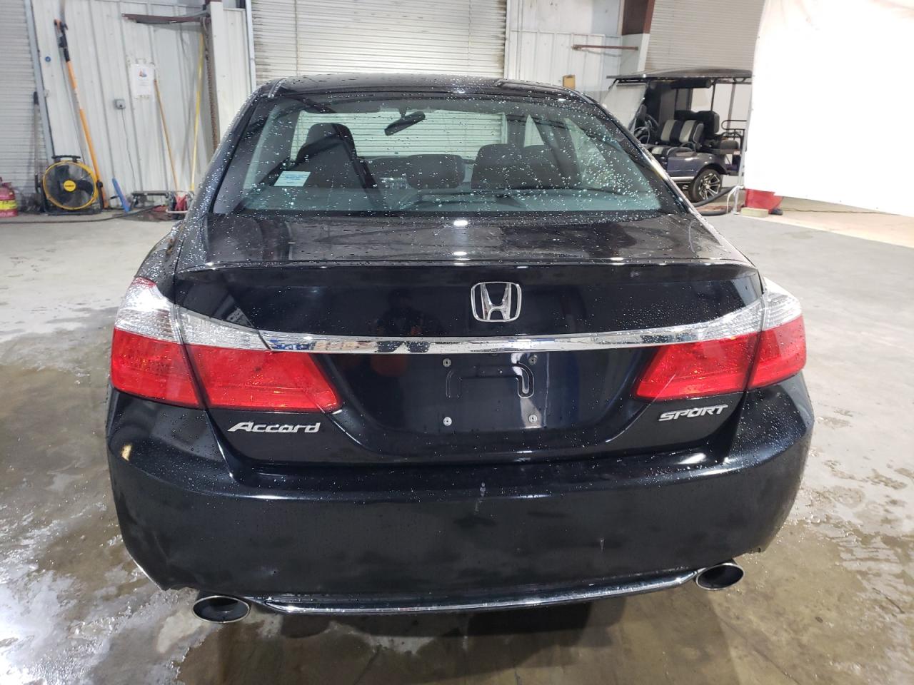 2015 Honda Accord - Image 6