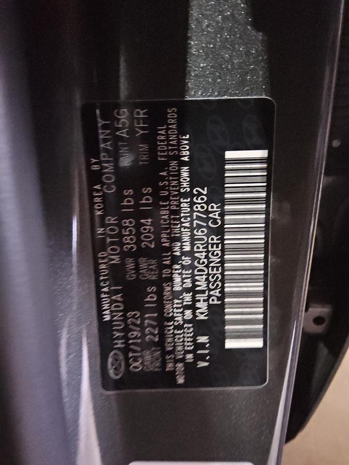 2024 Hyundai Elantra - Image 12