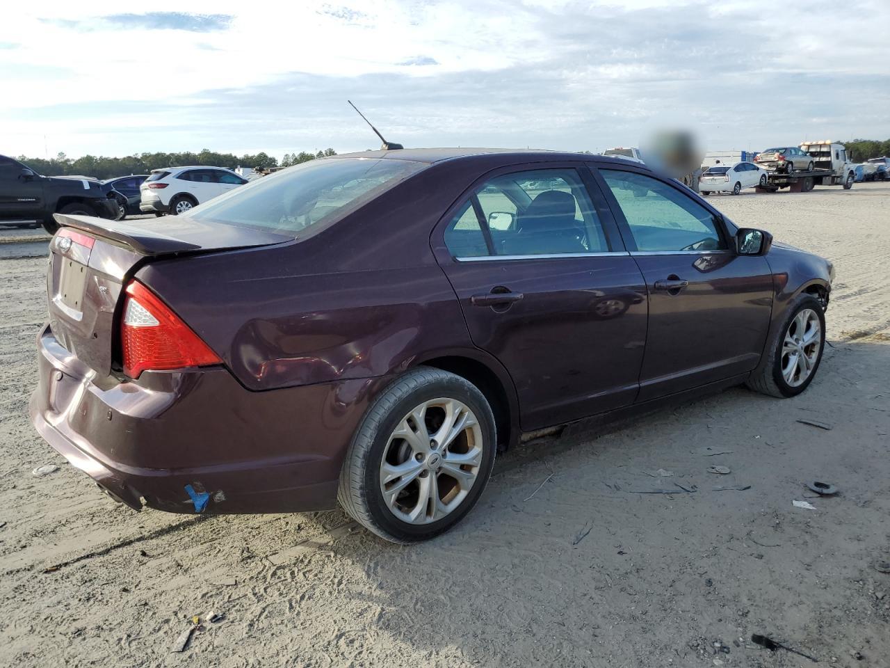 2012 Ford Fusion - Image 3