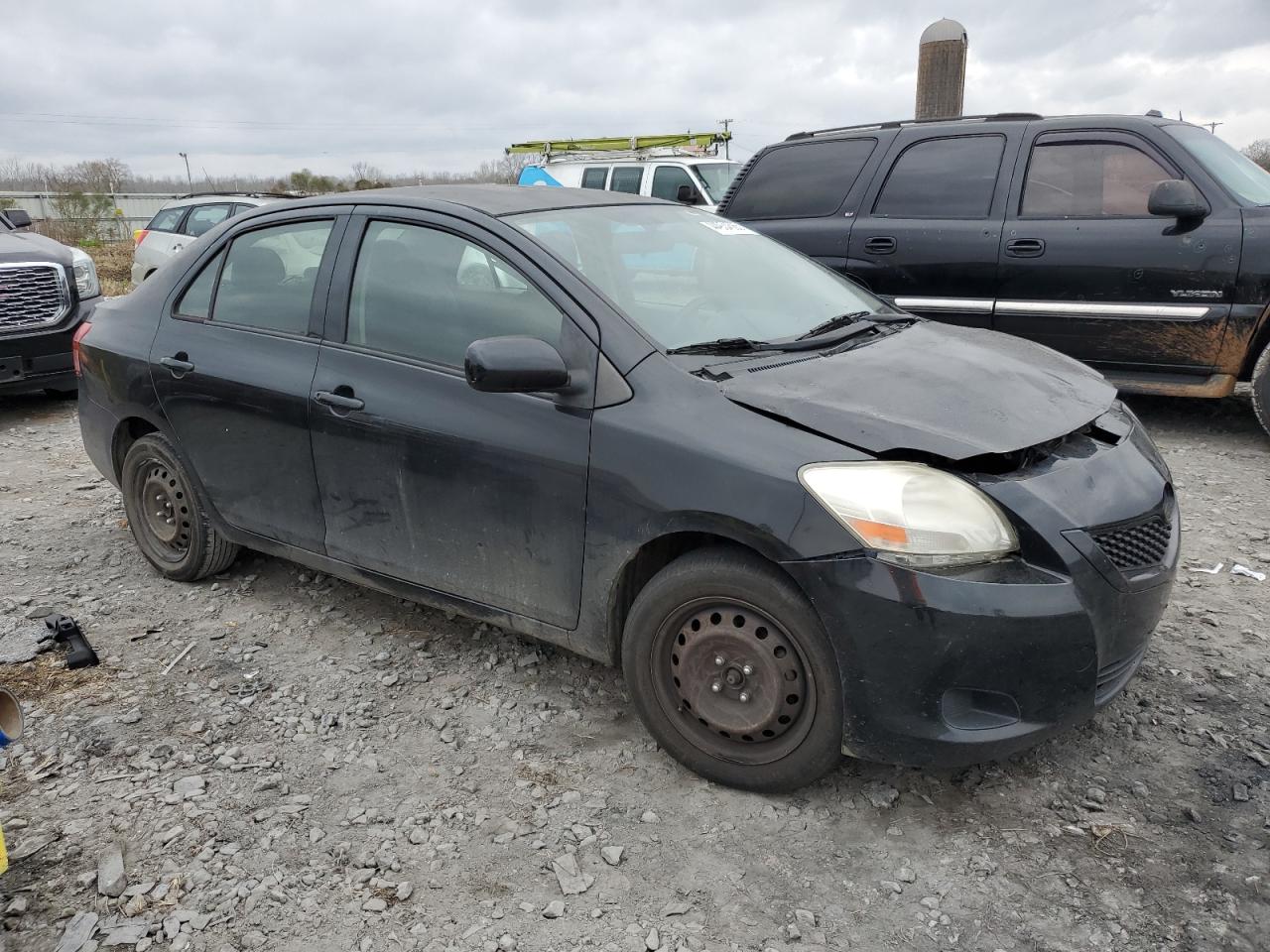 2012 Toyota Yaris - Image 4