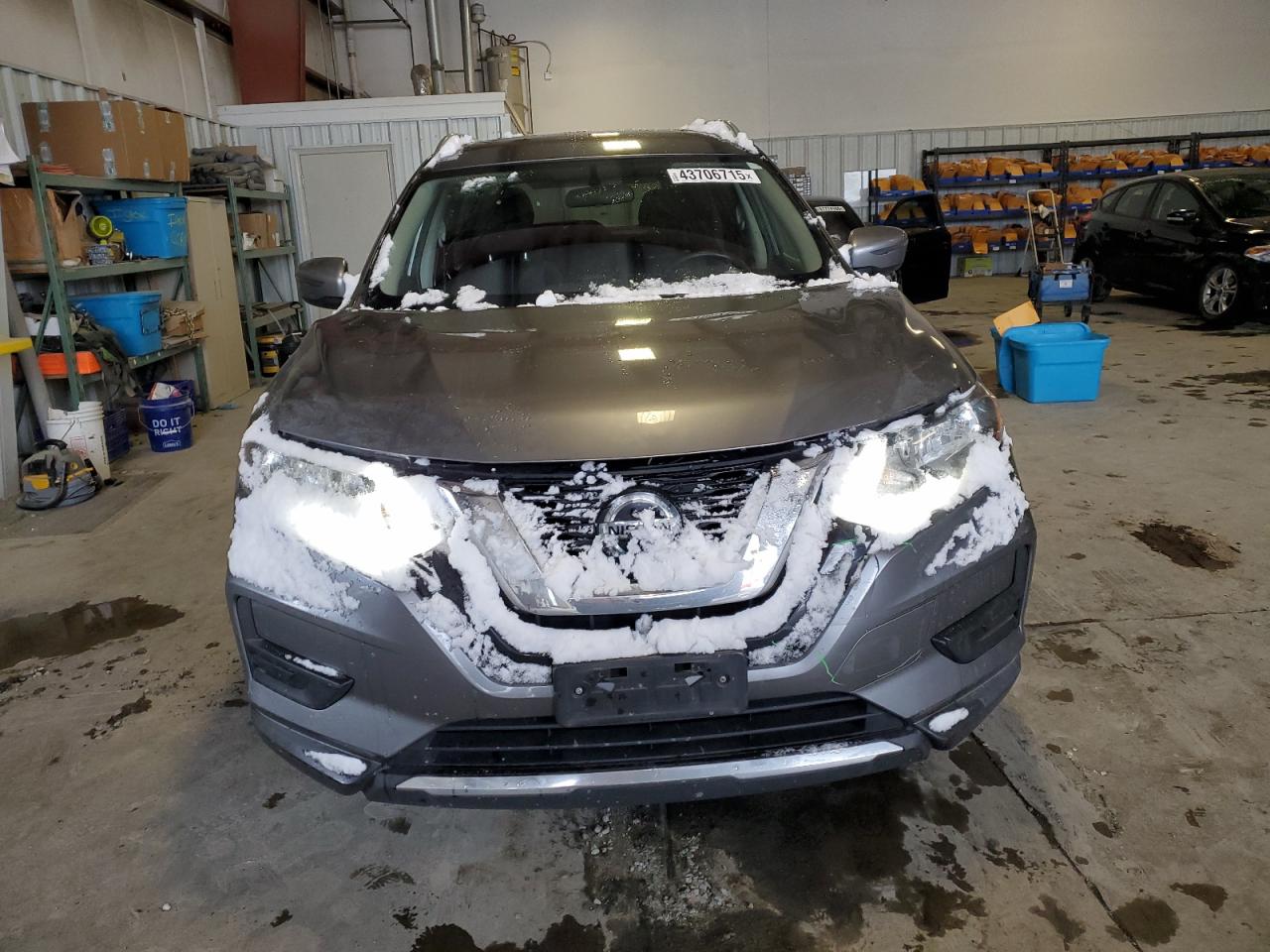 2018 Nissan Rogue - Image 5