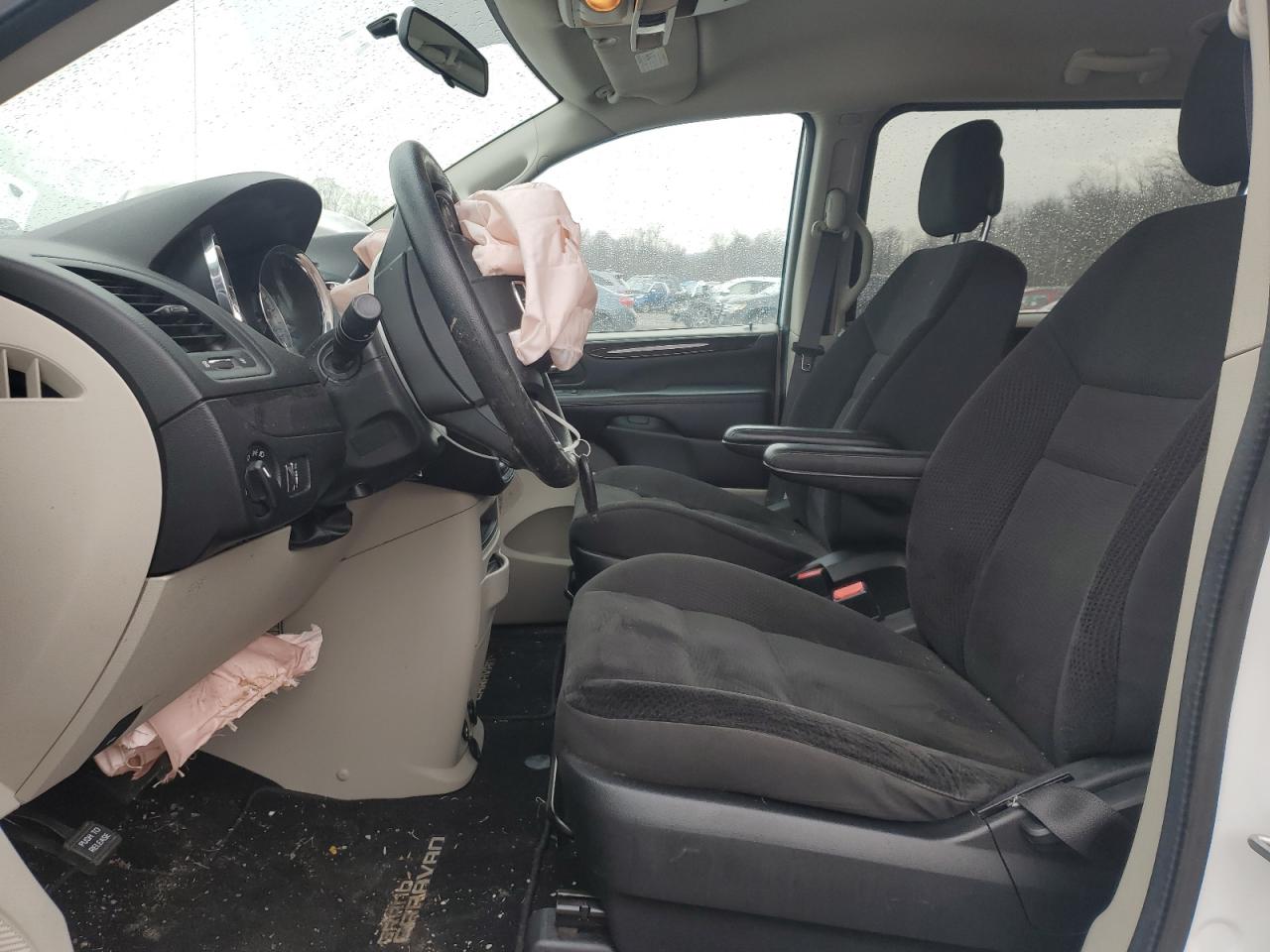 2017 Dodge Caravan - Image 7