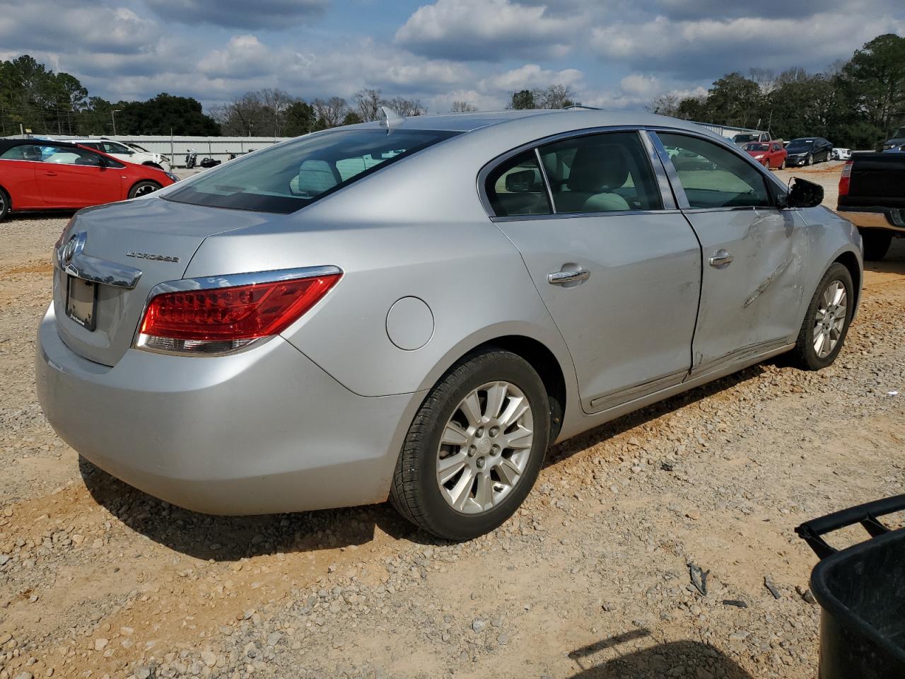 2010 Buick LaCrosse - Image 3