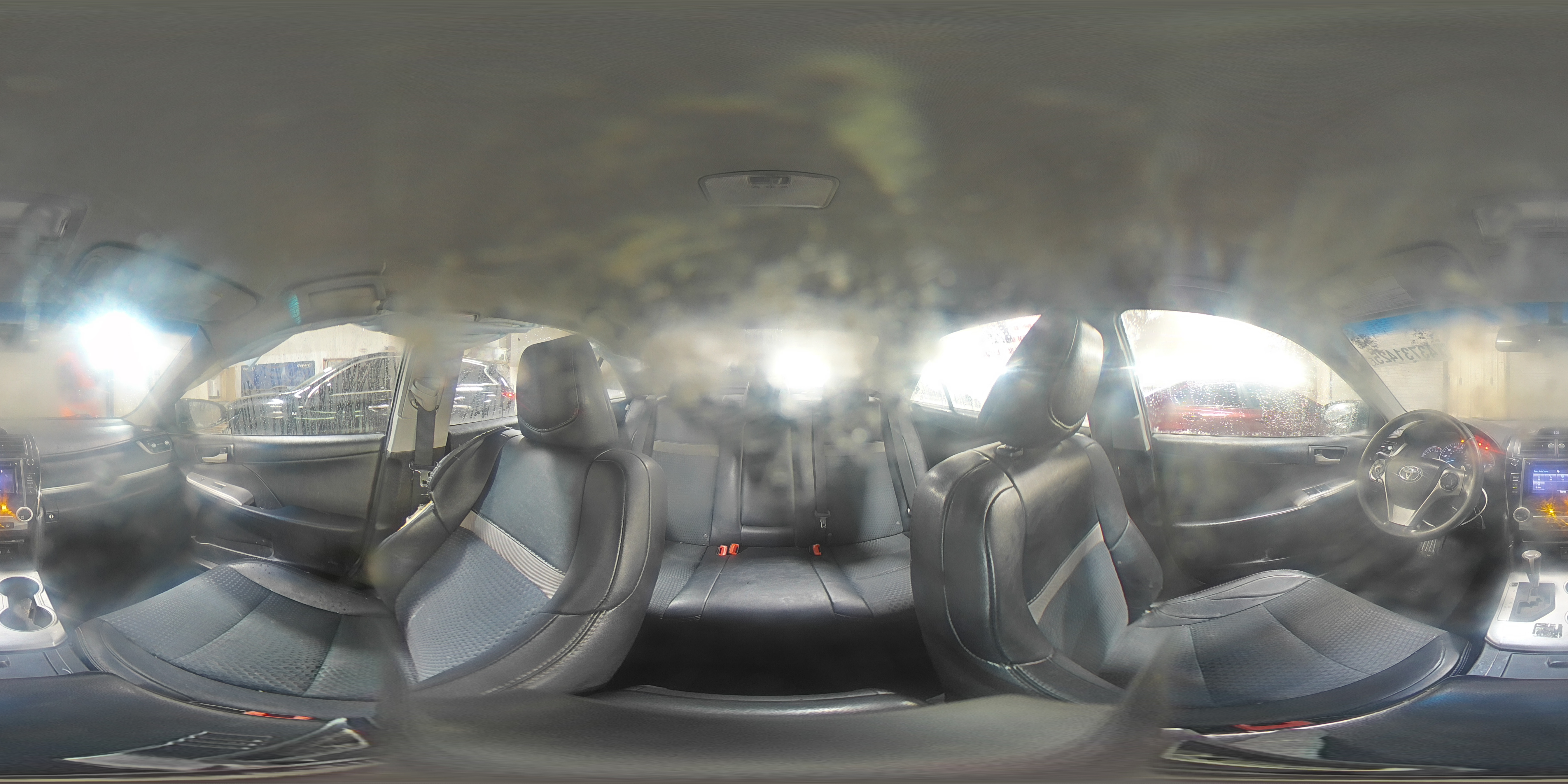 2014 Toyota Camry - Image 14