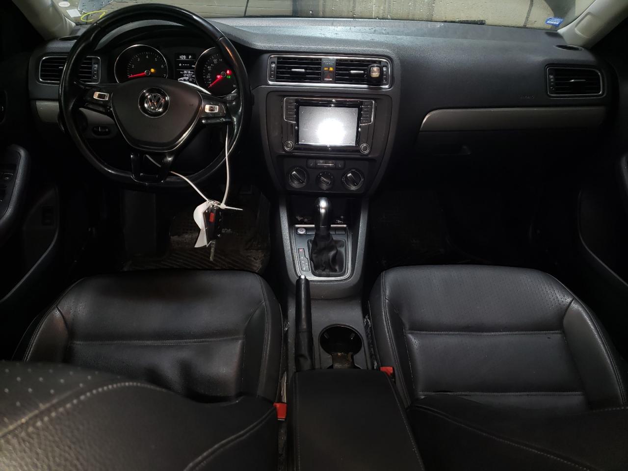 2016 Volkswagen Jetta - Image 8