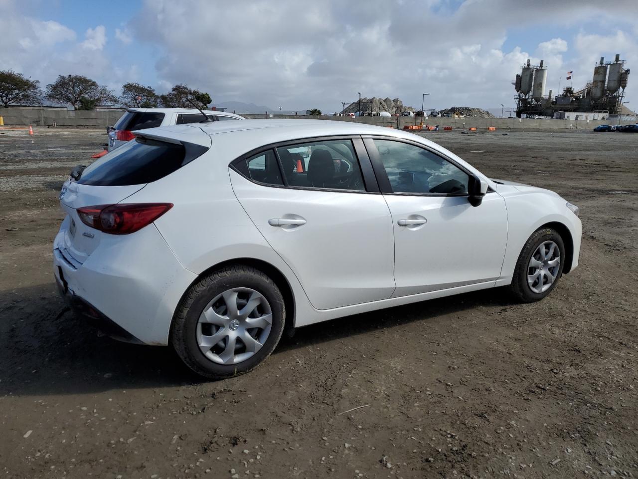 2016 Mazda 3 - Image 3