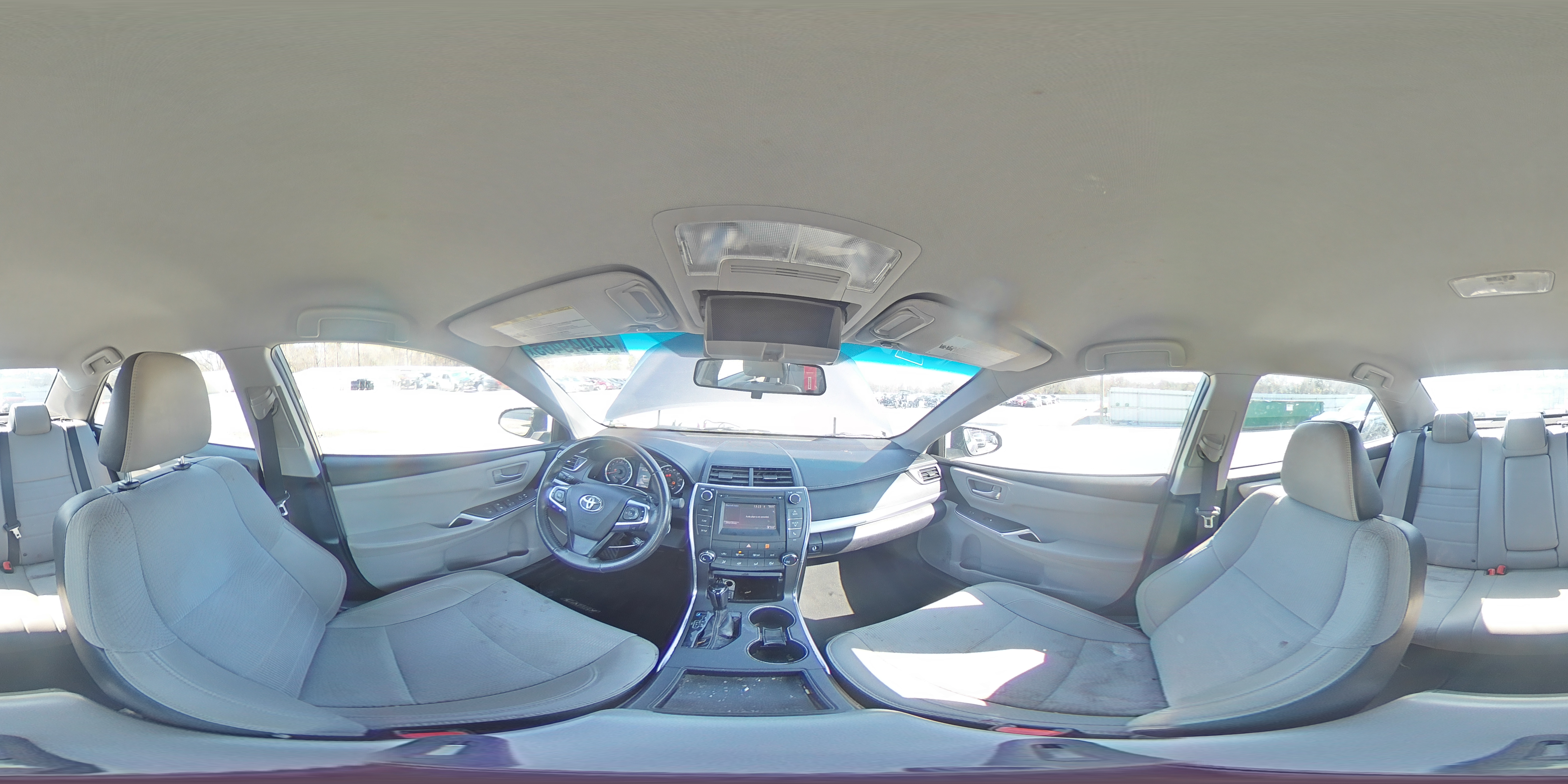 2016 Toyota Camry - Image 13