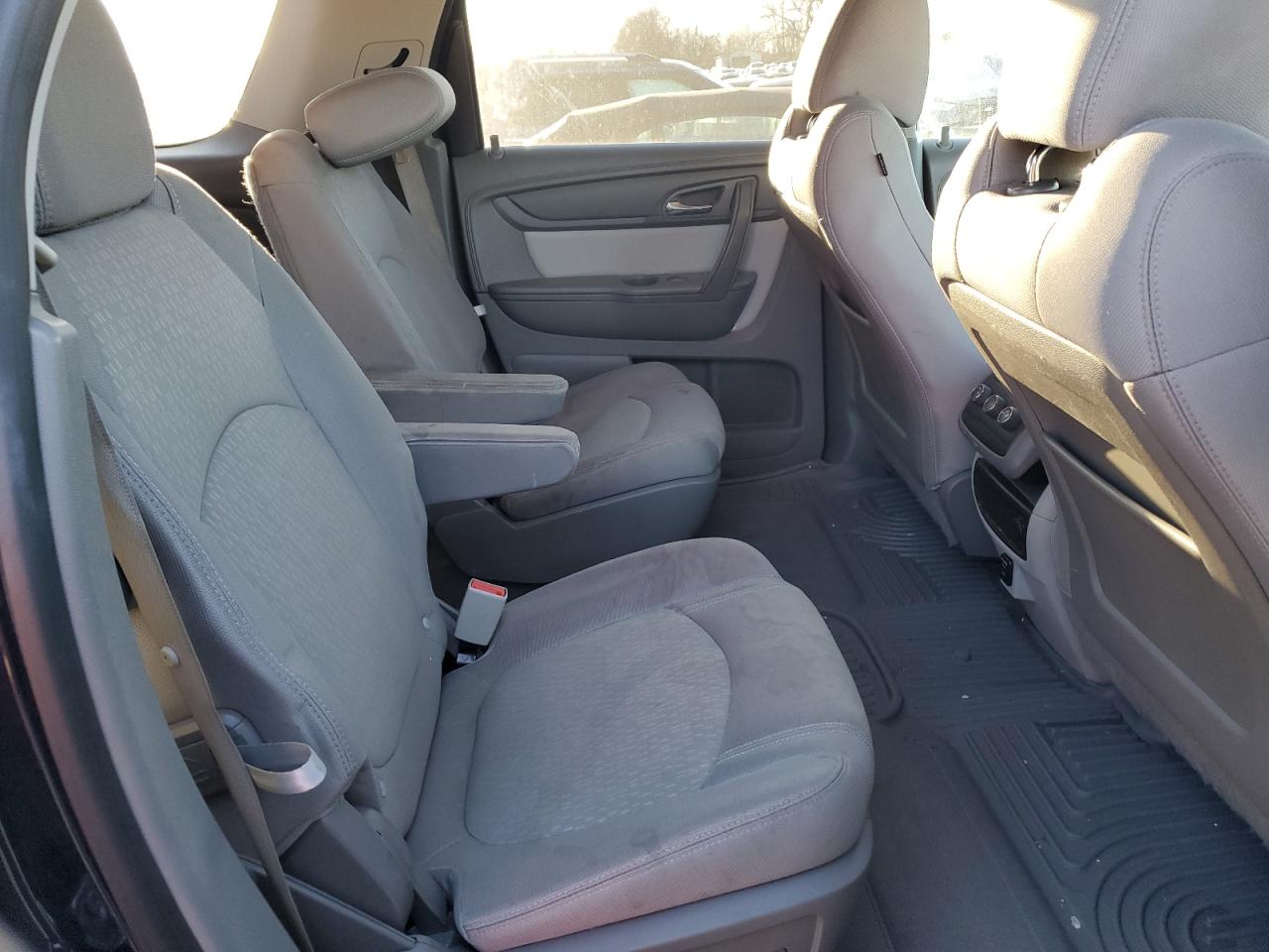 2015 GMC Acadia - Image 11