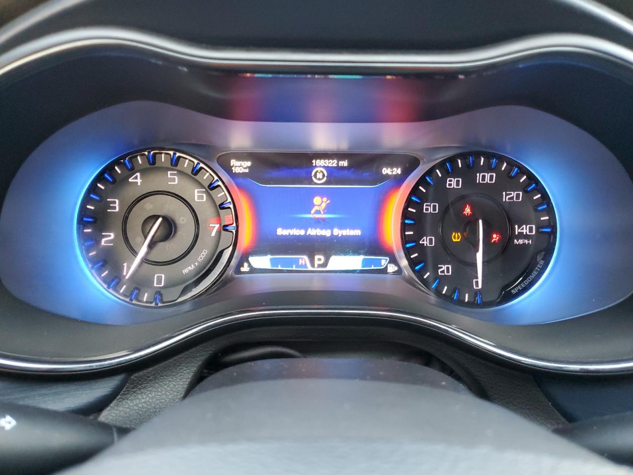 2015 Chrysler 200 - Image 9
