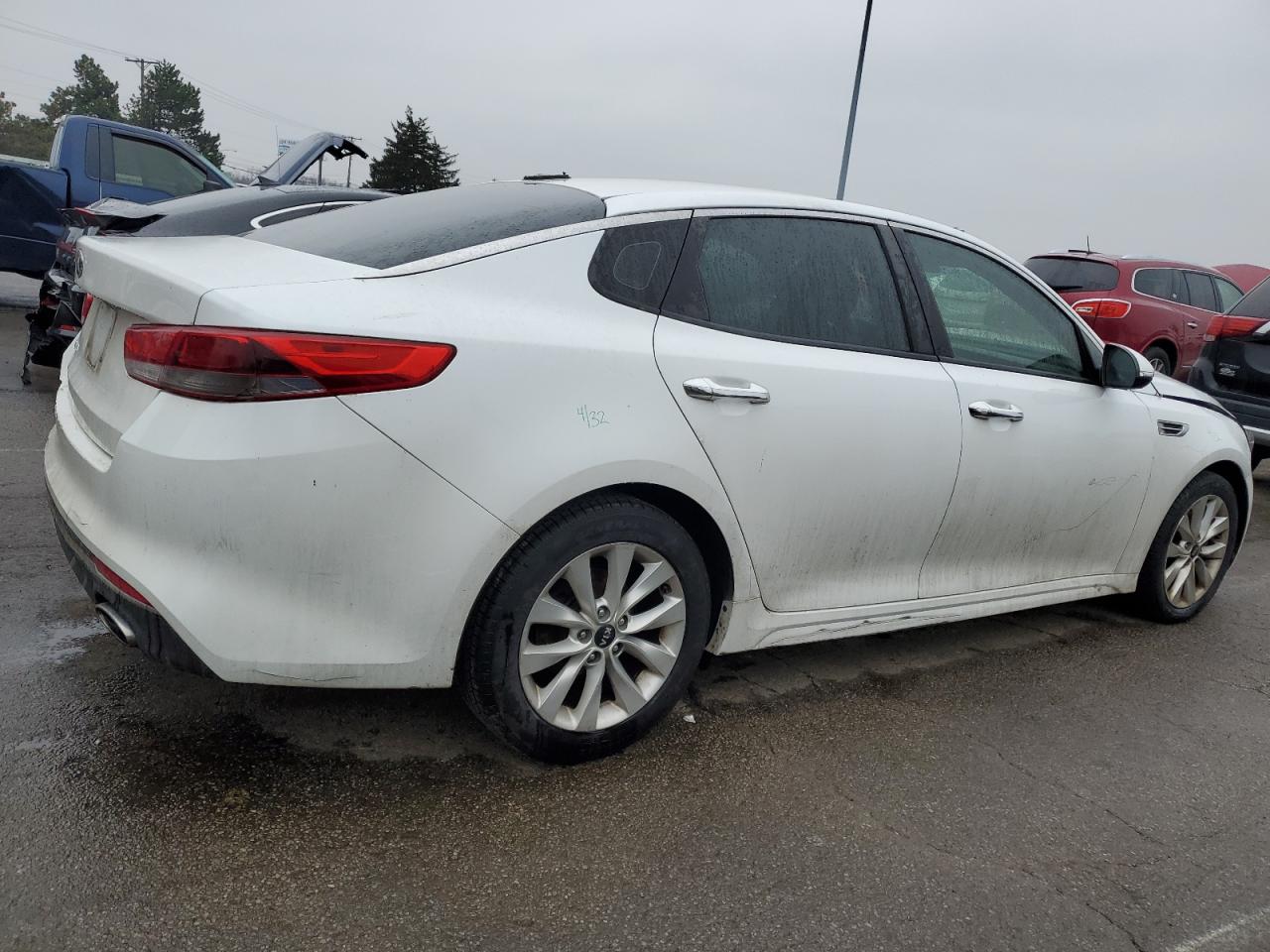 2017 Kia Optima - Image 3