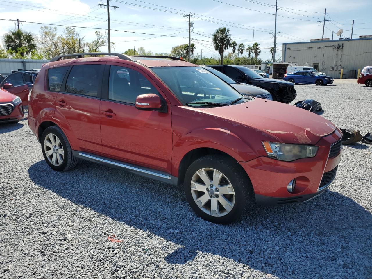 2010 Mitsubishi Outlander - Image 4