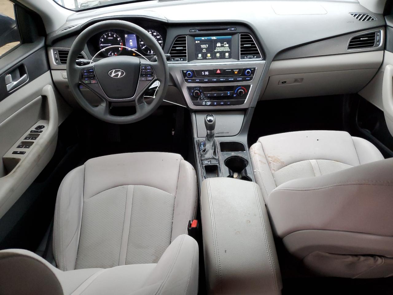 2017 Hyundai Sonata - Image 8