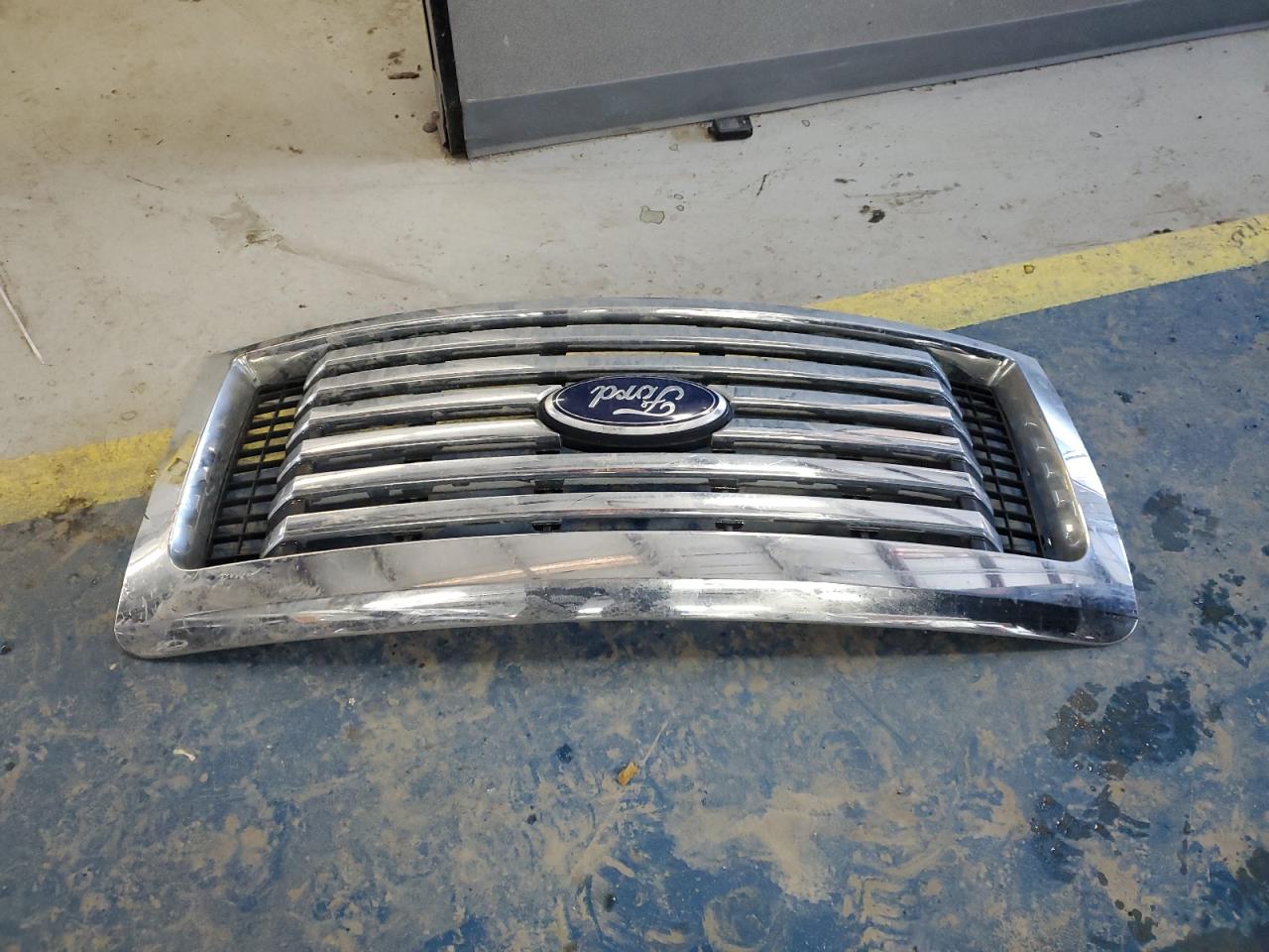 2010 Ford F-150 - Image 12