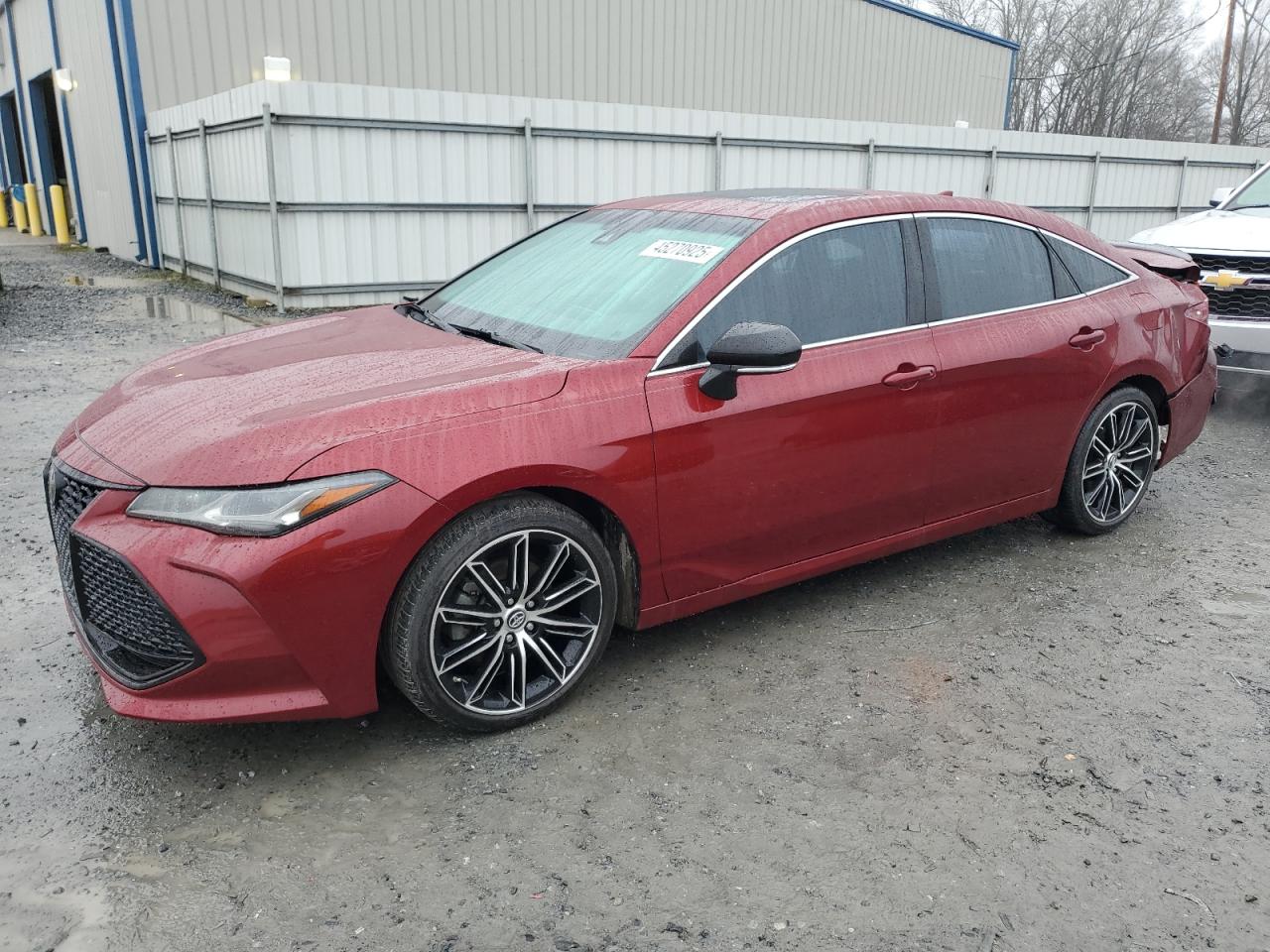 2019 Toyota Avalon - Image 1
