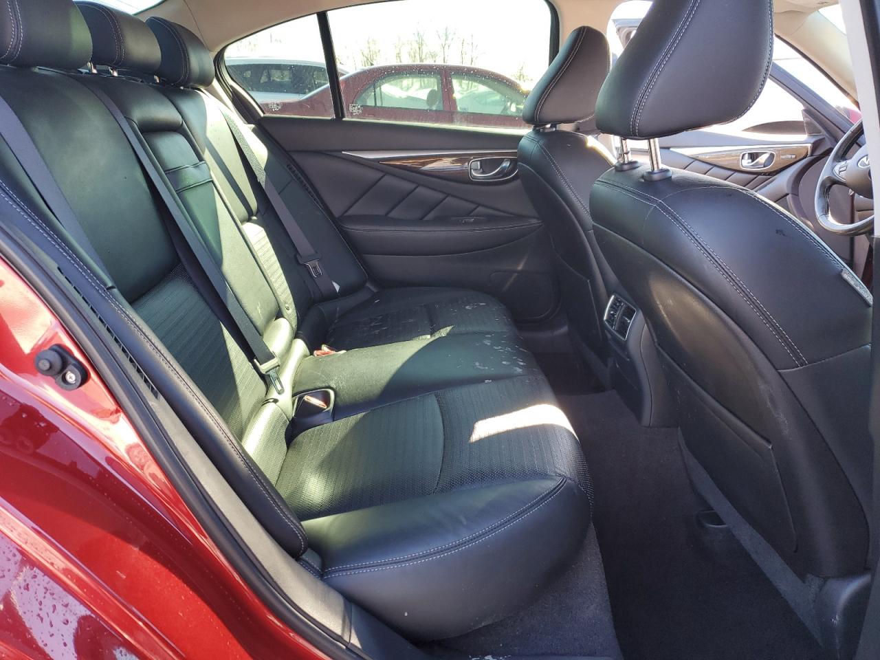 2015 Infiniti Q50 - Image 10