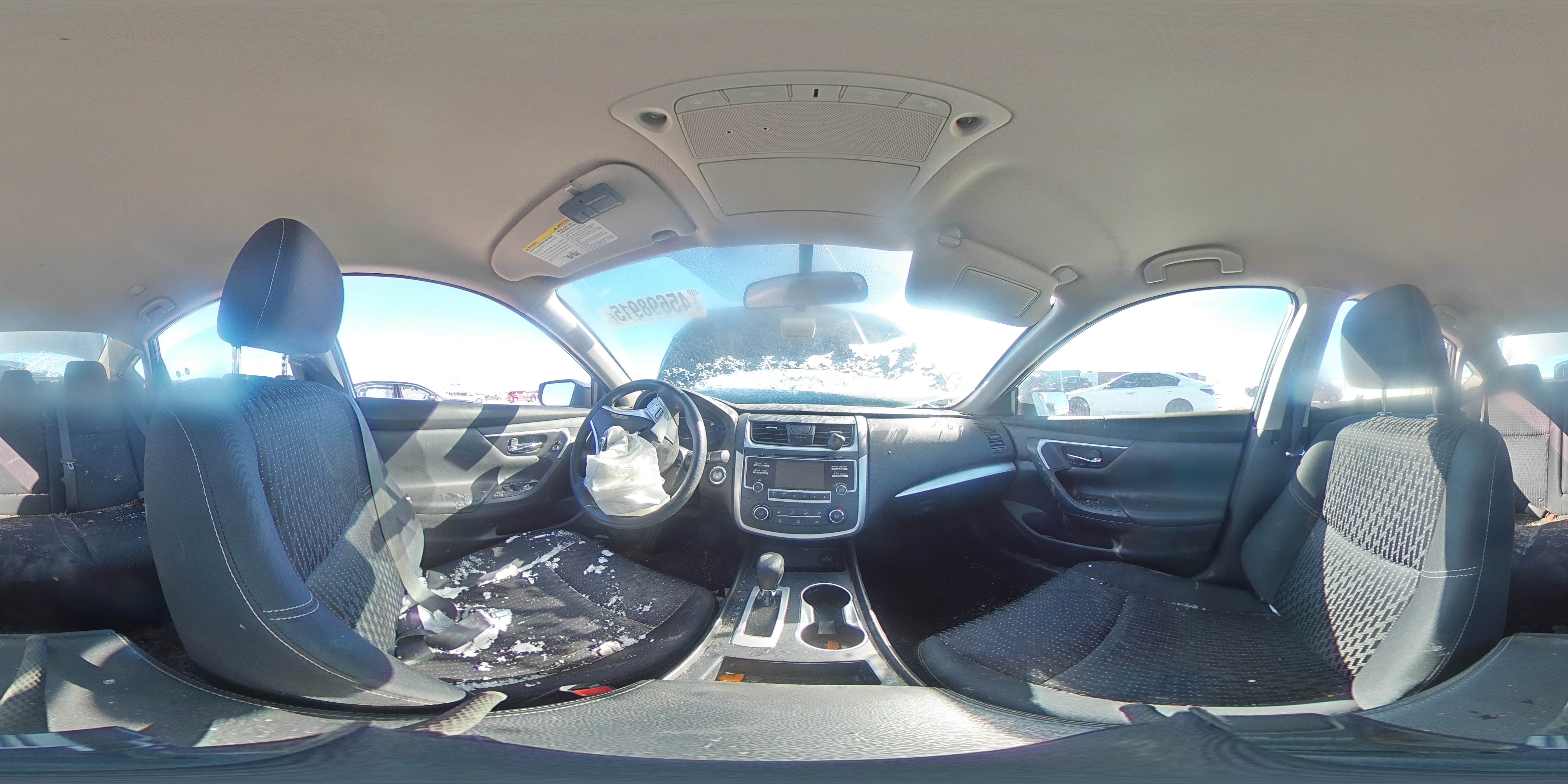 2017 Nissan Altima - Image 13
