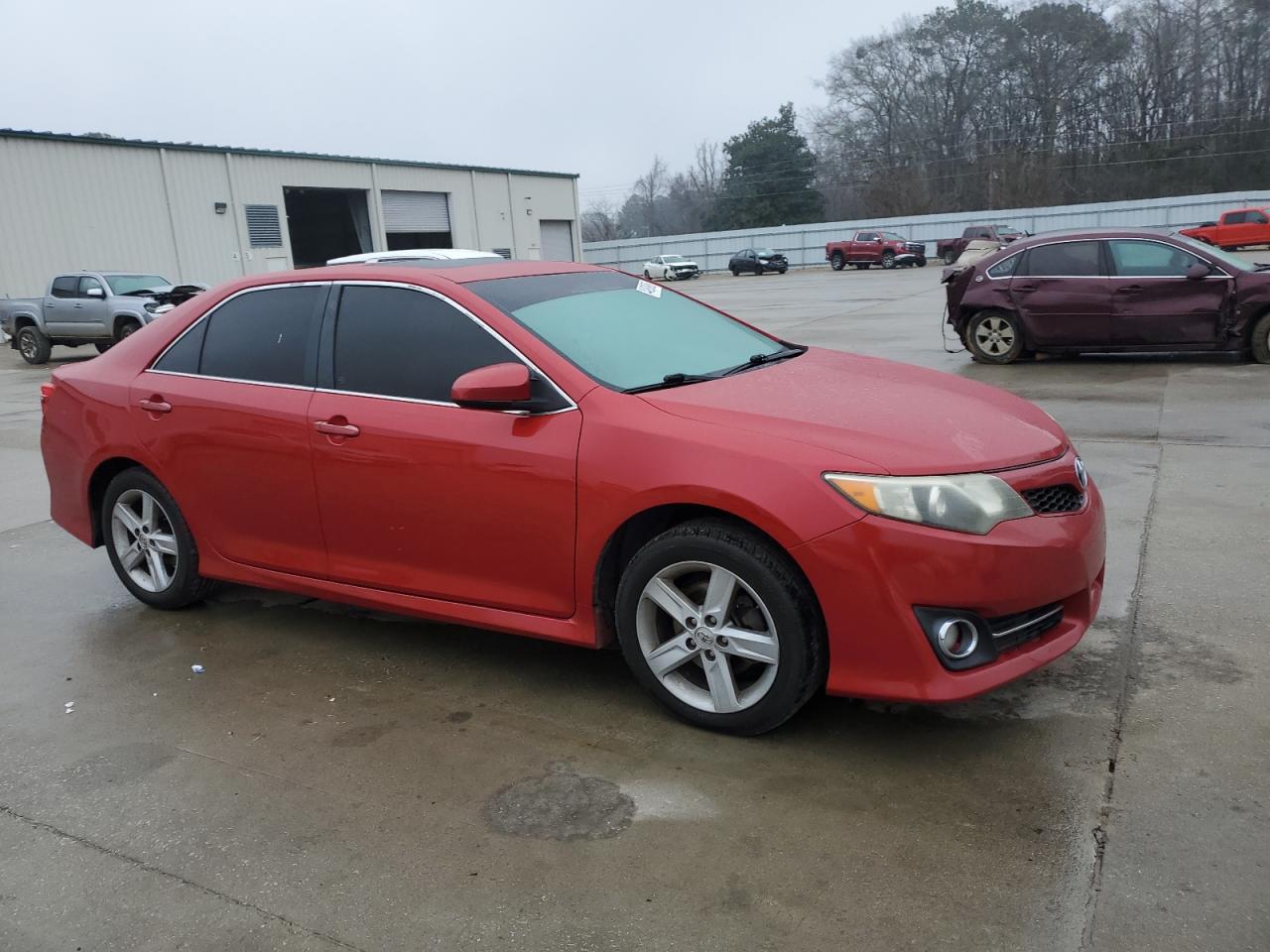 2014 Toyota Camry - Image 4