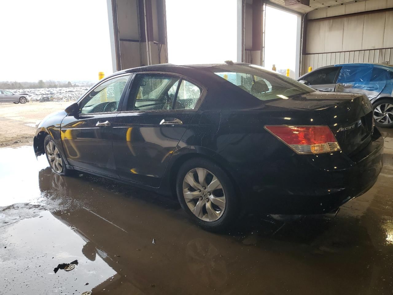 2010 Honda Accord - Image 2