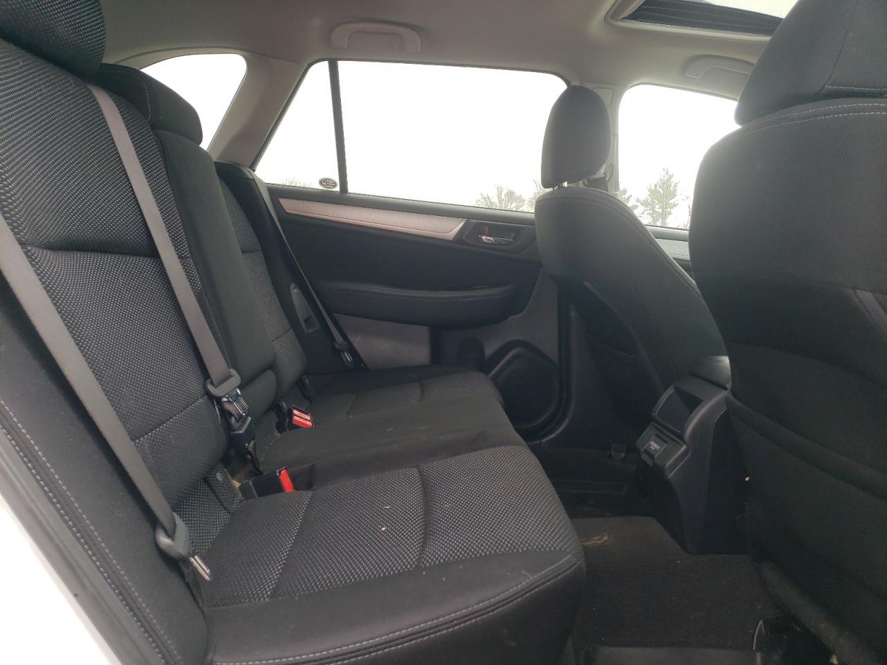 2018 Subaru Outback - Image 11