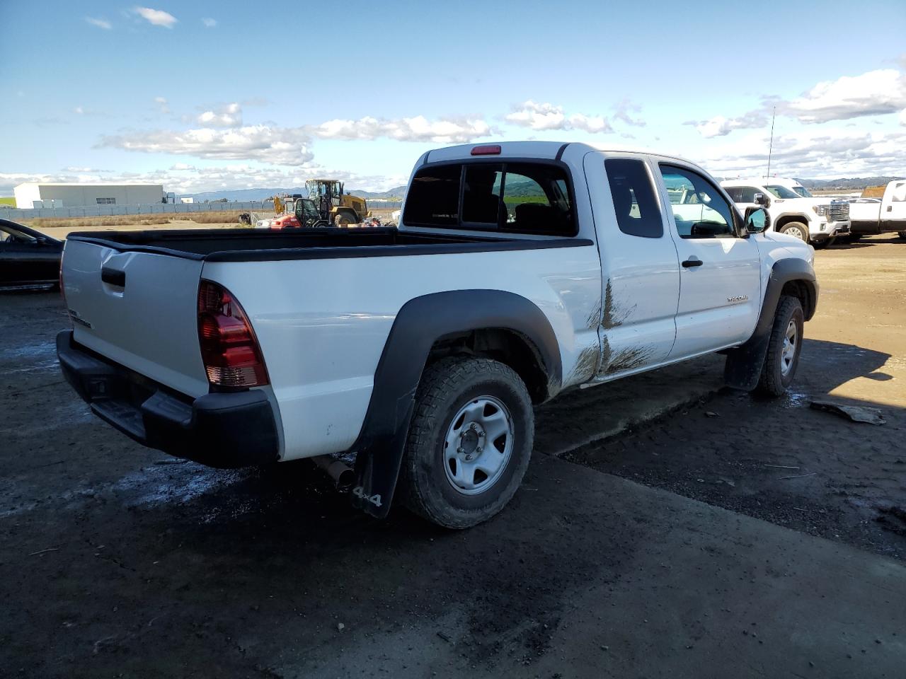 2013 Toyota Tacoma - Image 3