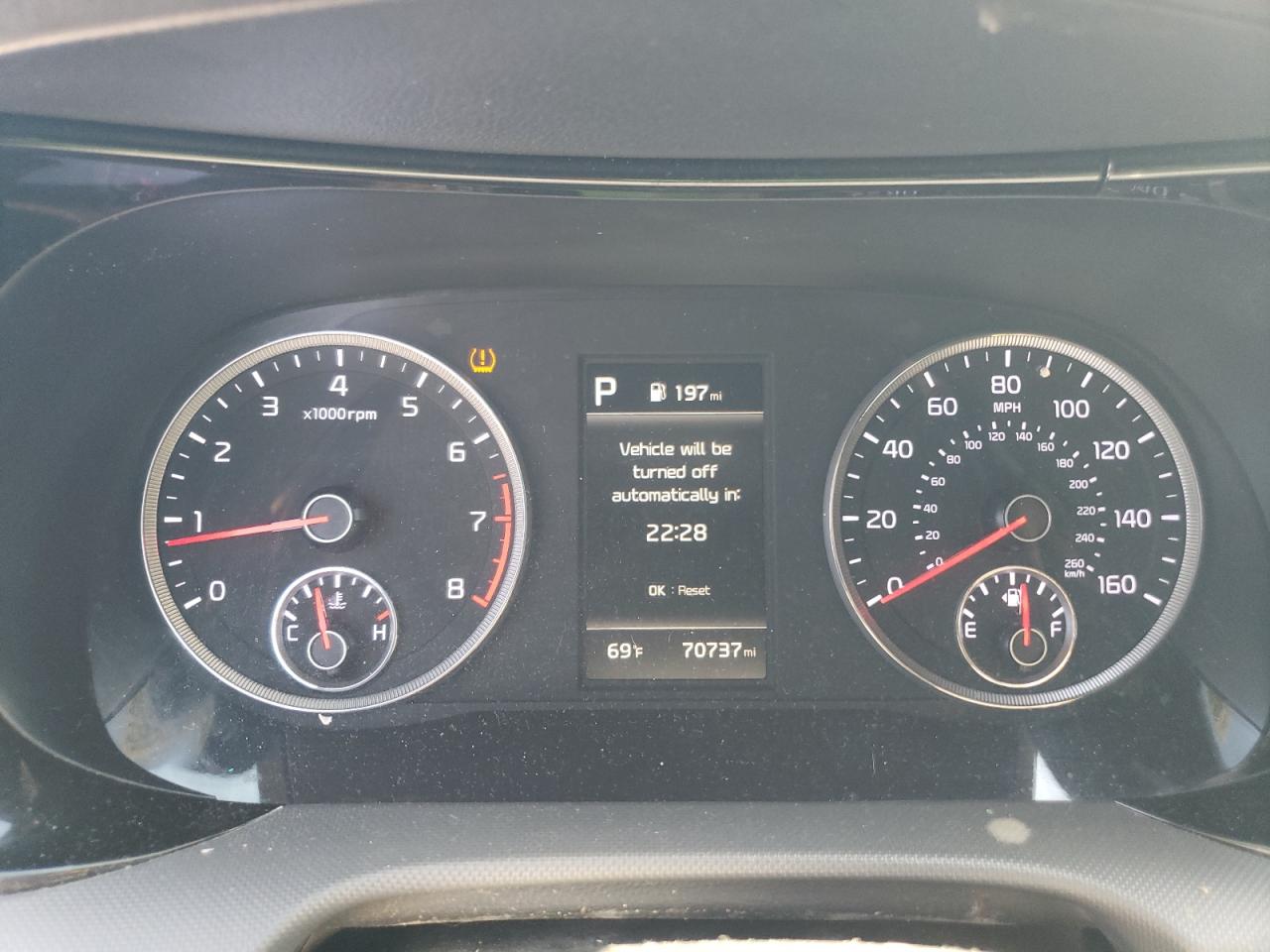 2022 Kia K5 - Image 9