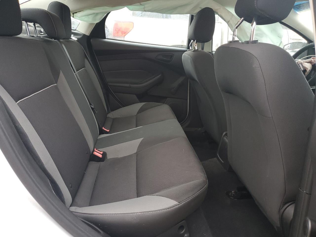 2014 Ford Focus - Image 10
