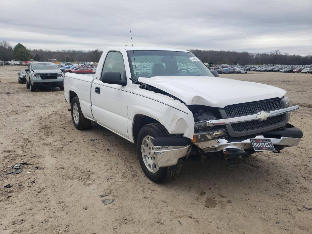 2004 Chevrolet Silverado - Image 4