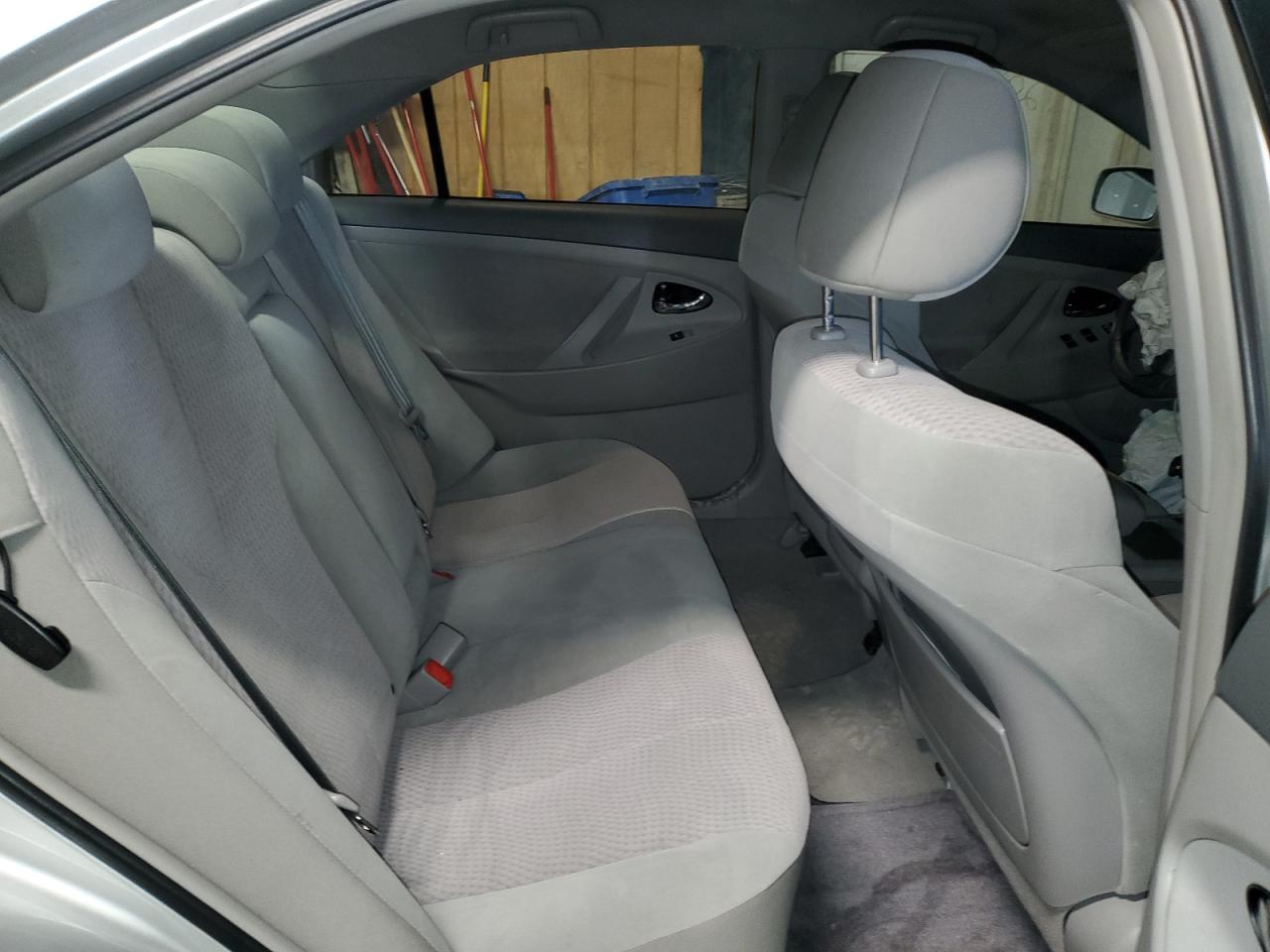 2011 Toyota Camry - Image 10