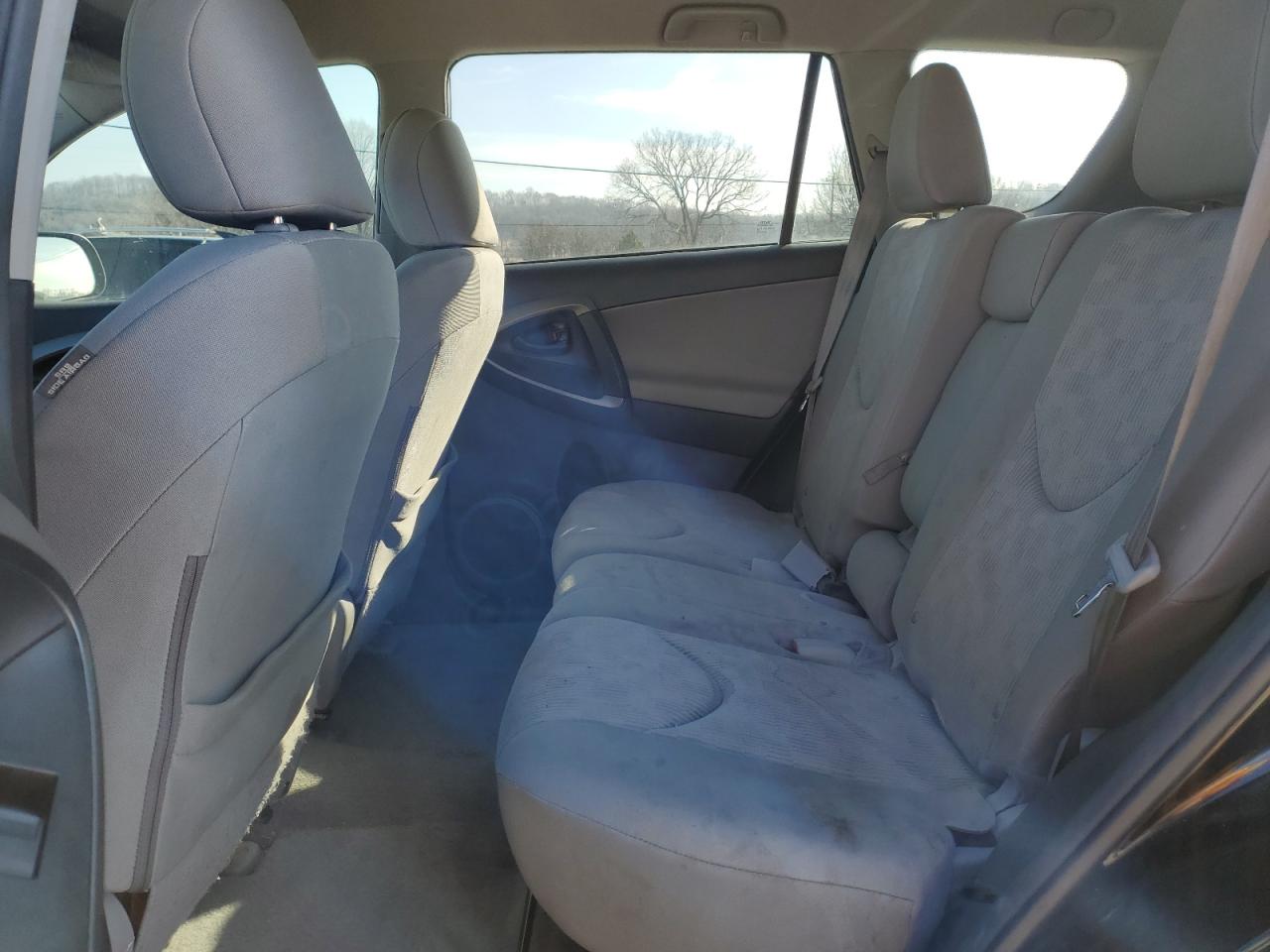 2012 Toyota RAV 4 - Image 11