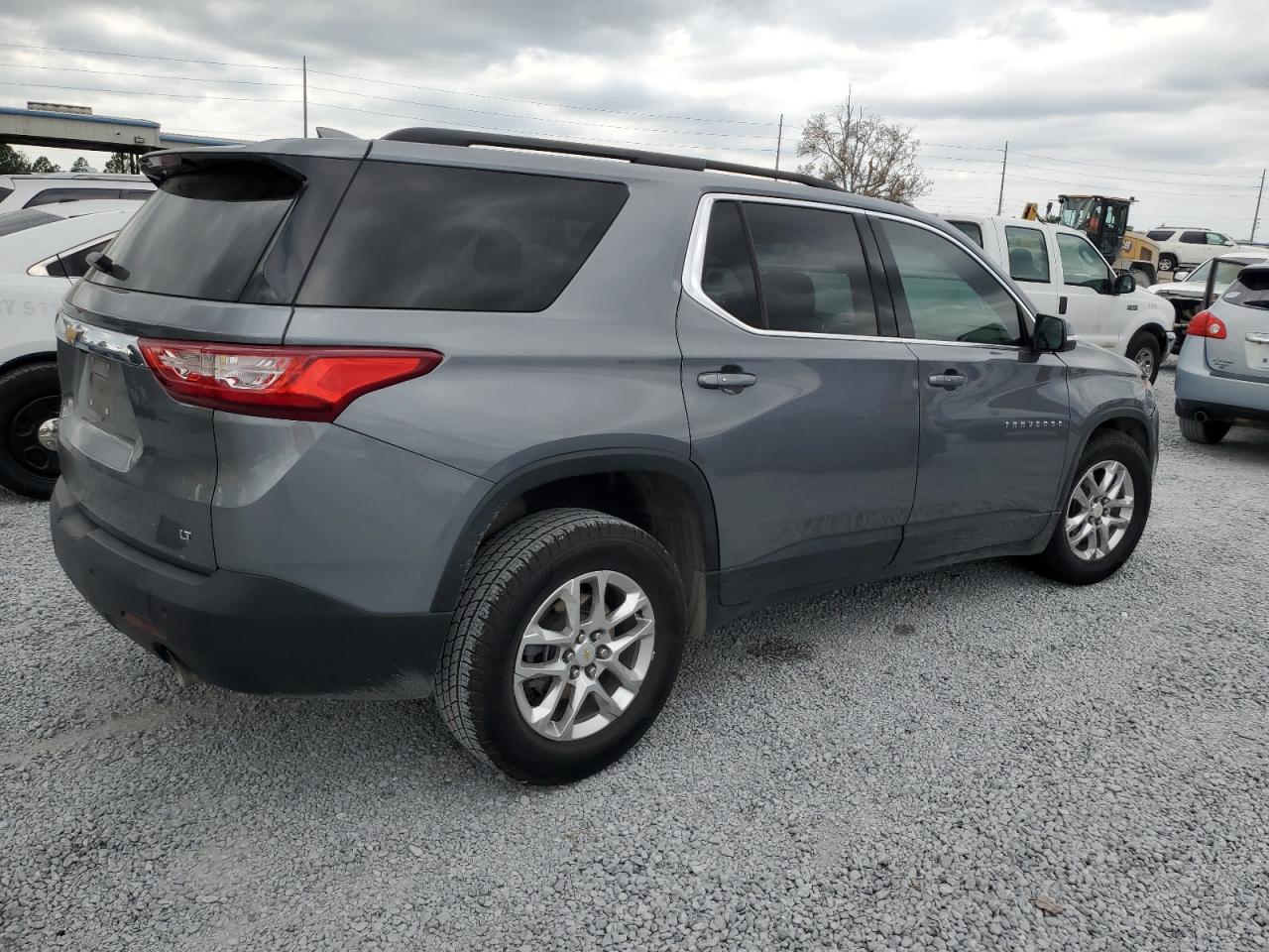 2021 Chevrolet Traverse - Image 3