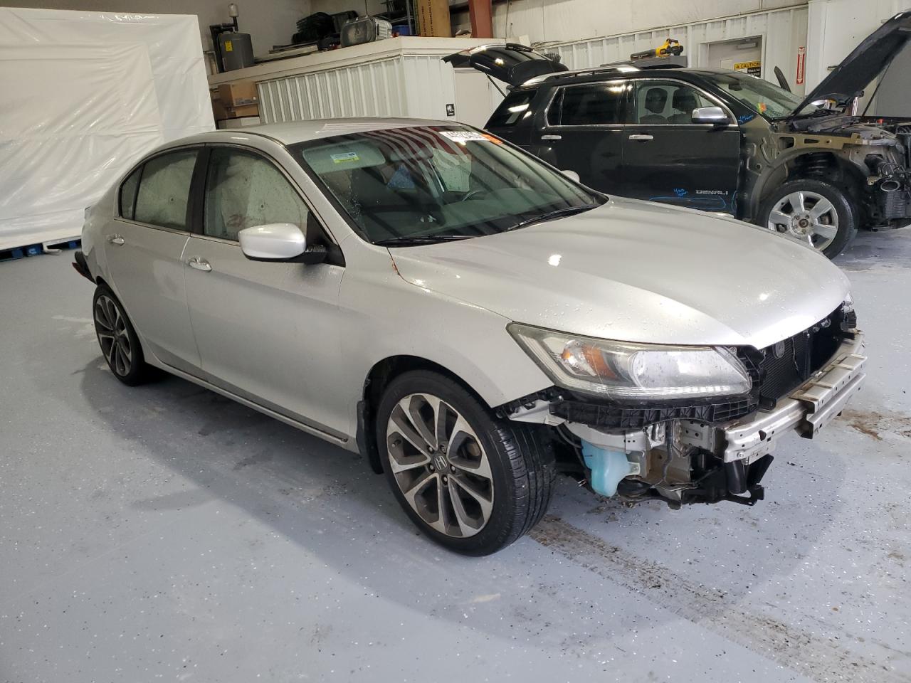 2015 Honda Accord - Image 4
